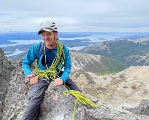 Mountain guides dedicating to conquer the useless